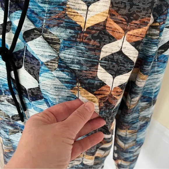 Jillian Pullover - Regal Accents PN24018XS NWOT - Picture 6 of 15